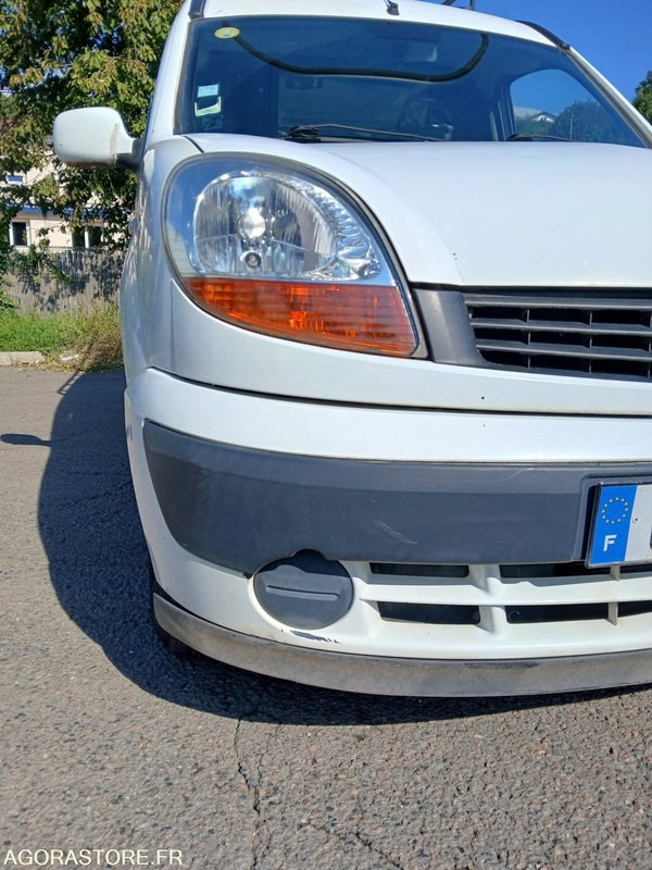 Renault Kangoo 8027 ZV 42 - Furgoneta pequeña: foto 5 Renault Kangoo 8027 ZV 42 - Furgoneta pequeña: foto 5