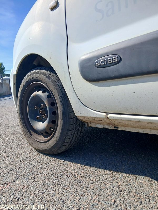 Furgoneta pequeña Renault Kangoo 8027 ZV 42: foto 7 Furgoneta pequeña Renault Kangoo 8027 ZV 42: foto 7