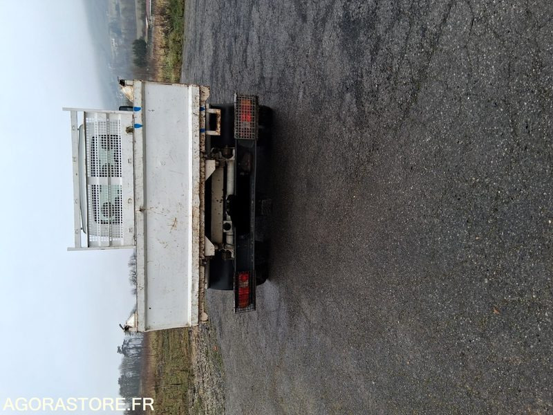 Renault Master 120 DCI - Furgoneta basculante: foto 2 Renault Master 120 DCI - Furgoneta basculante: foto 2