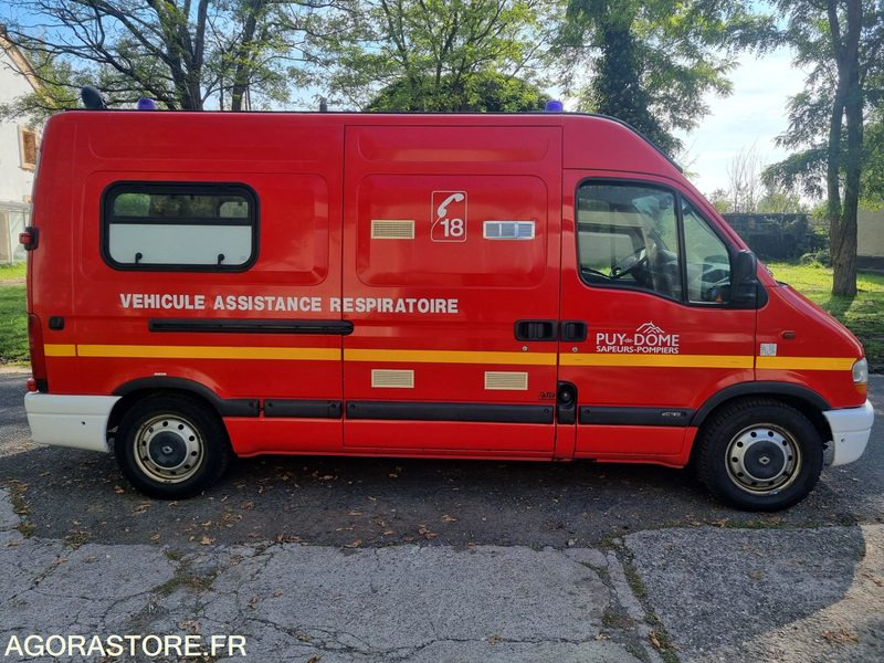 Renault Master L2 H2 - CV 642 KM - Compresseur - 2002 - Furgón: foto 4 Renault Master L2 H2 - CV 642 KM - Compresseur - 2002 - Furgón: foto 4