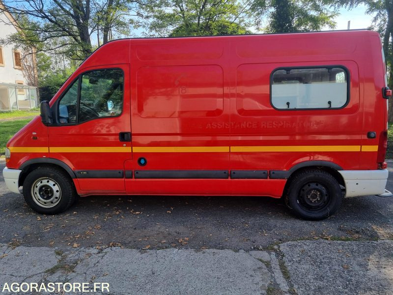 Renault Master L2H2 - CH 738 CG - Compresseur - 2001 - Furgón: foto 2 Renault Master L2H2 - CH 738 CG - Compresseur - 2001 - Furgón: foto 2