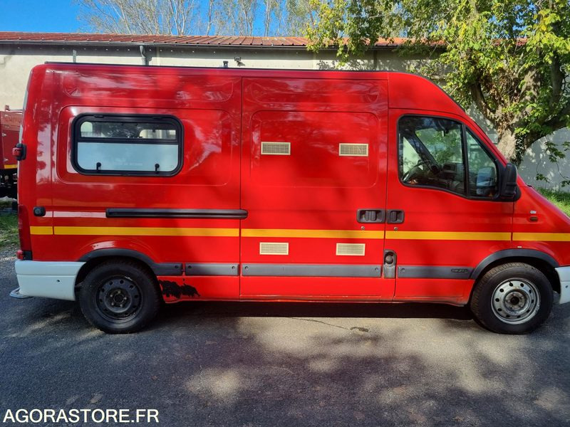 Renault Master L2H2 - CH 738 CG - Compresseur - 2001 - Furgón: foto 4 Renault Master L2H2 - CH 738 CG - Compresseur - 2001 - Furgón: foto 4