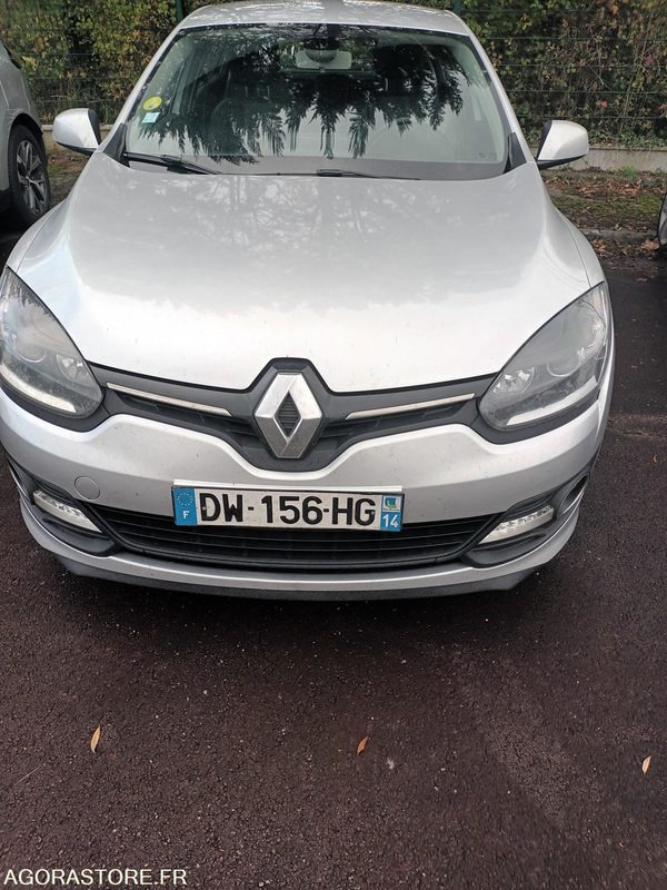 Renault Mégane – Diesel – 2015-223 644 km - Coche: foto 1 Renault Mégane – Diesel – 2015-223 644 km - Coche: foto 1
