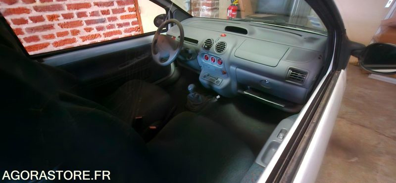 Renault Twingo 2003 93512 km - Coche: foto 5 Renault Twingo 2003 93512 km - Coche: foto 5