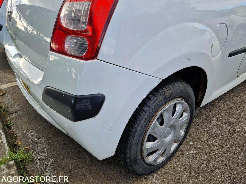 Coche Renault Twingo - 2008 - 123051 - 639AMB29: foto 15