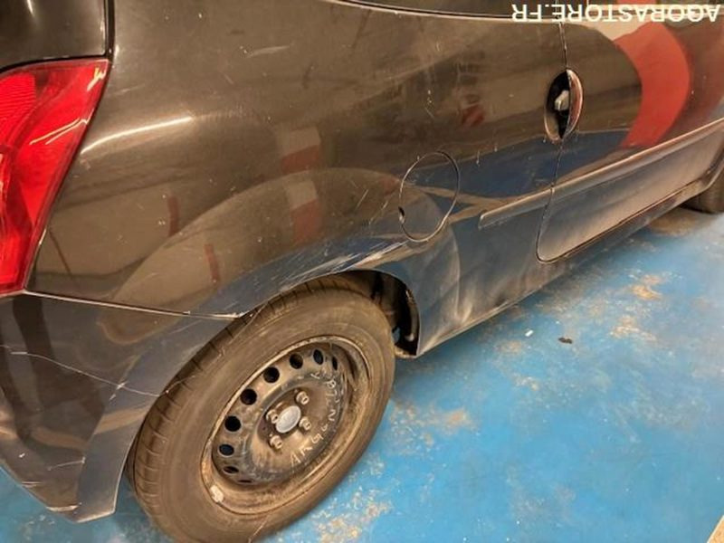 Renault Twingo essence année 2010 avec 122700 km - Coche: foto 3 Renault Twingo essence année 2010 avec 122700 km - Coche: foto 3