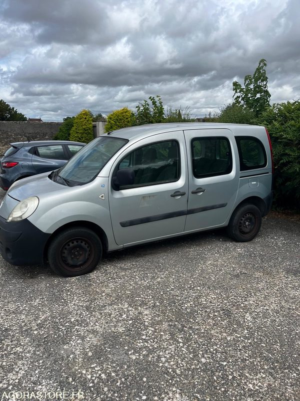 Renault kangoo 1.6. 105 -2009 - Coche: foto 2 Renault kangoo 1.6. 105 -2009 - Coche: foto 2