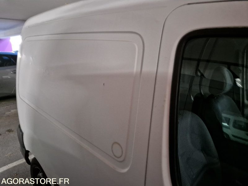 Furgoneta pequeña Renault kangoo - 2002 - 151776 - 415DJF91: foto 16