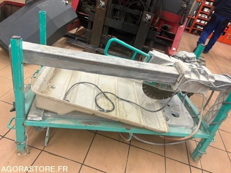 SCIE SUR TABLE IMER COMBI 250-1000 - Máquina herramienta: foto 2 SCIE SUR TABLE IMER COMBI 250-1000 - Máquina herramienta: foto 2
