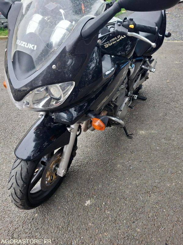 SUZUKI-600-BANDIT-S-2000-A2 - Motocicleta: foto 4 SUZUKI-600-BANDIT-S-2000-A2 - Motocicleta: foto 4