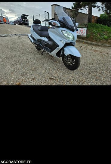 SUZUKI BURGMAN 650 CM3 EXECUTIVE - 2017 - 22 500km - Motocicleta: foto 4 SUZUKI BURGMAN 650 CM3 EXECUTIVE - 2017 - 22 500km - Motocicleta: foto 4