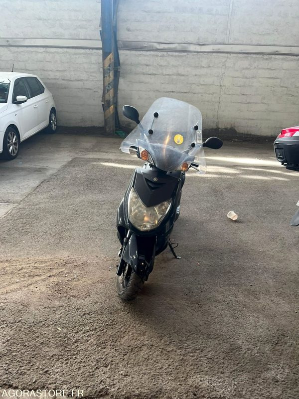 Scooter 125 Yamaha Cygnus 60000kms - 2011 - Motocicleta: foto 3 Scooter 125 Yamaha Cygnus 60000kms - 2011 - Motocicleta: foto 3