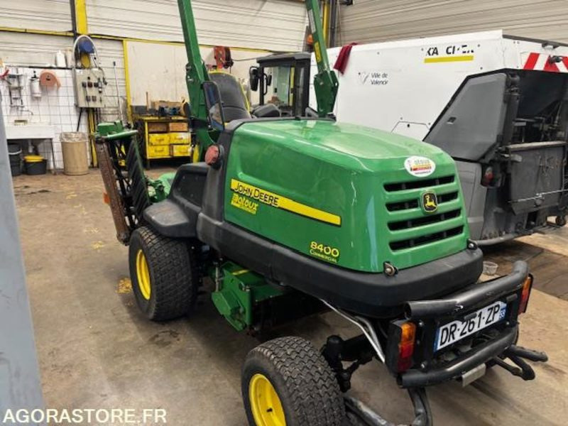 TONDEUSE HELICOIDALE JOHN DEERE 8400-ROULANTE-1521 HEURES. - Cortacésped: foto 2 TONDEUSE HELICOIDALE JOHN DEERE 8400-ROULANTE-1521 HEURES. - Cortacésped: foto 2