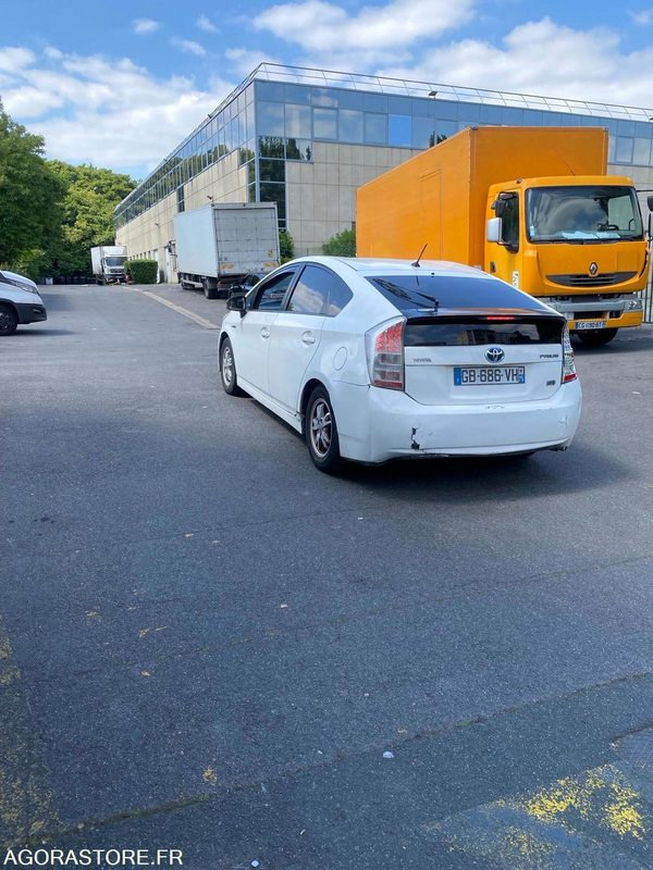 TOYOTA PRIUS HYBRIDE 2/ELECRIQUE/ESS/GPL- 2012- 400000 - Coche: foto 3 TOYOTA PRIUS HYBRIDE 2/ELECRIQUE/ESS/GPL- 2012- 400000 - Coche: foto 3