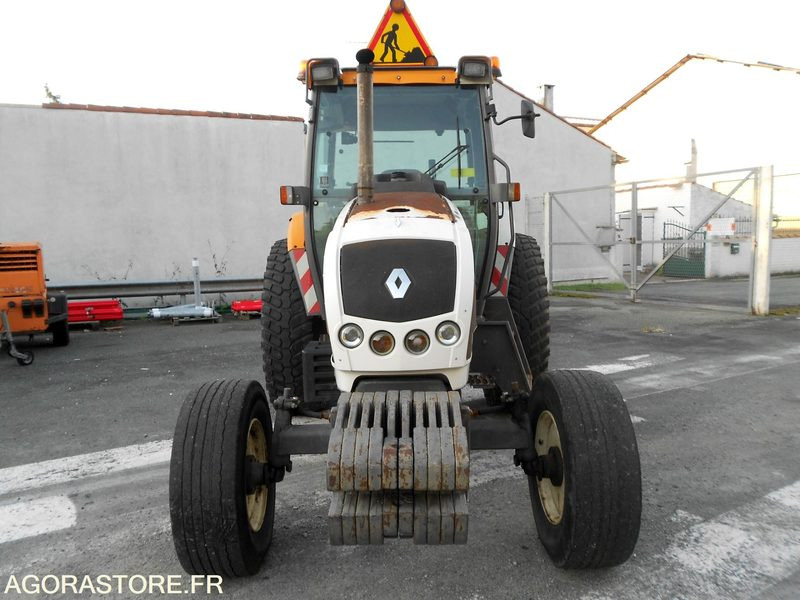 TRACTEUR RENAULT ERGOS 446 - Tractor: foto 3 TRACTEUR RENAULT ERGOS 446 - Tractor: foto 3