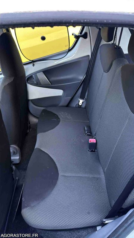 Toyota Aygo - 2009 - 81227kms - FX-147-PK - Coche: foto 5 Toyota Aygo - 2009 - 81227kms - FX-147-PK - Coche: foto 5