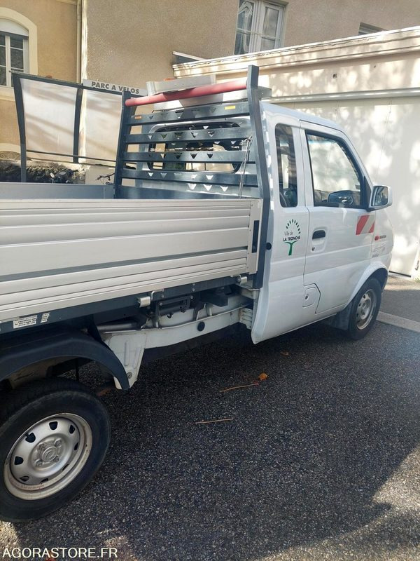 Tri-benne Giotti Victoria Gladiator Essence - Furgoneta basculante: foto 4 Tri-benne Giotti Victoria Gladiator Essence - Furgoneta basculante: foto 4