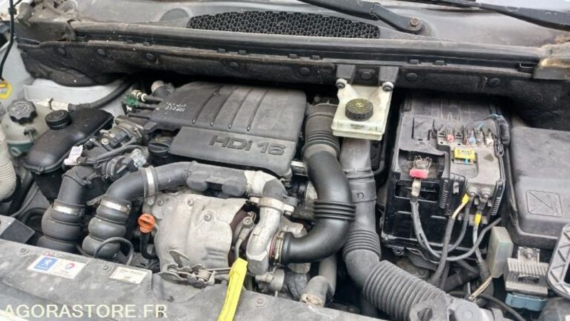 VEHICULE FRIGORIFIQUE PEUGEOT PARTNER AB519FR - Furgoneta pequeña: foto 3 VEHICULE FRIGORIFIQUE PEUGEOT PARTNER AB519FR - Furgoneta pequeña: foto 3