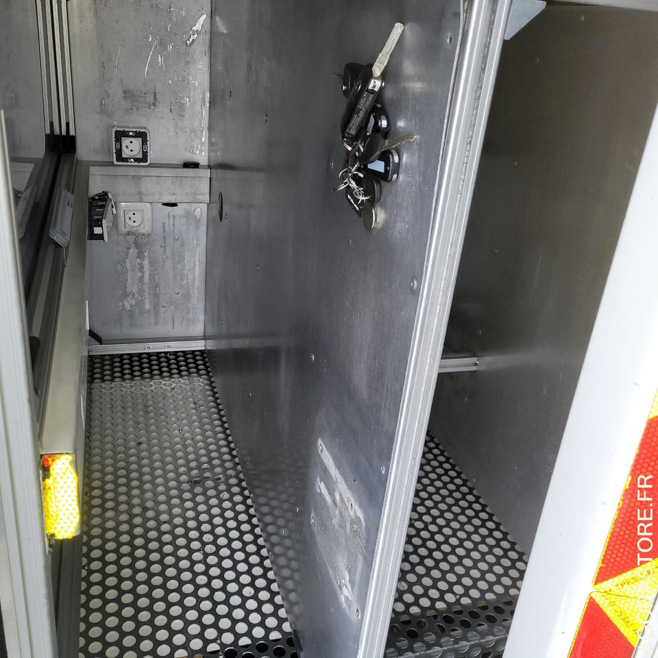 VOLKSWAGEN AMAROCK - 252 760km - Pick-up: foto 4 VOLKSWAGEN AMAROCK - 252 760km - Pick-up: foto 4