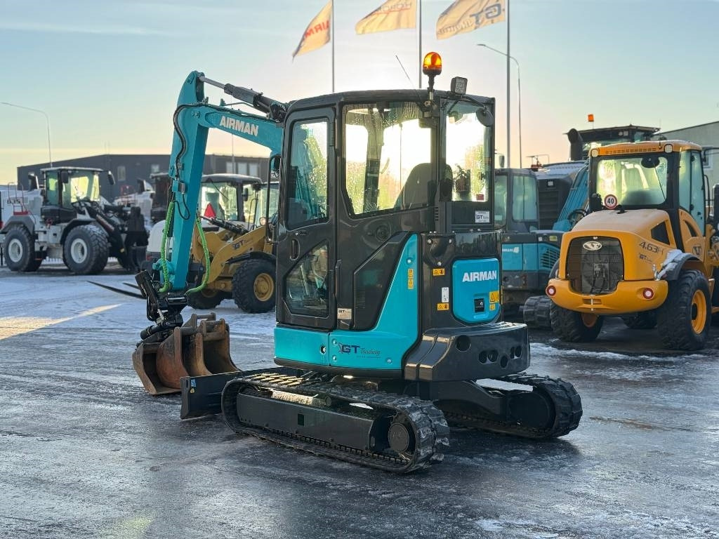 Airman AX 38 U-6 - Miniexcavadora: foto 4 Airman AX 38 U-6 - Miniexcavadora: foto 4