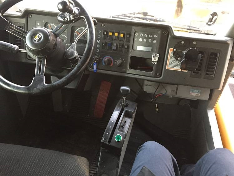 Dúmper rígido CATPILLAR 775D: foto 13 Dúmper rígido CATPILLAR 775D: foto 13