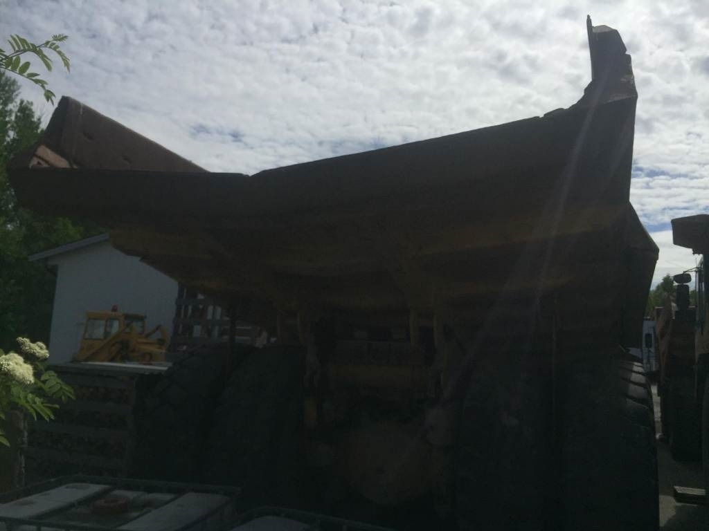 Komatsu HD 465-5 - Dúmper rígido: foto 2 Komatsu HD 465-5 - Dúmper rígido: foto 2