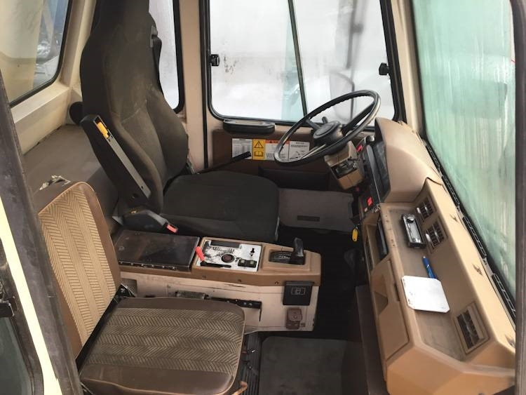 Dúmper rígido Komatsu HD 605-5: foto 12