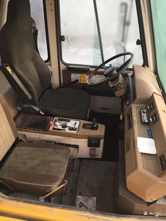 Dúmper rígido Komatsu HD 605-5: foto 13