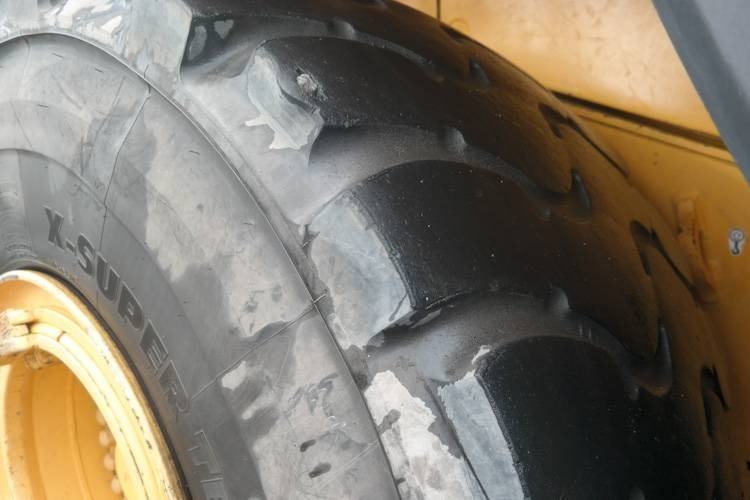 Volvo L220G - Cargadora de ruedas: foto 5 Volvo L220G - Cargadora de ruedas: foto 5