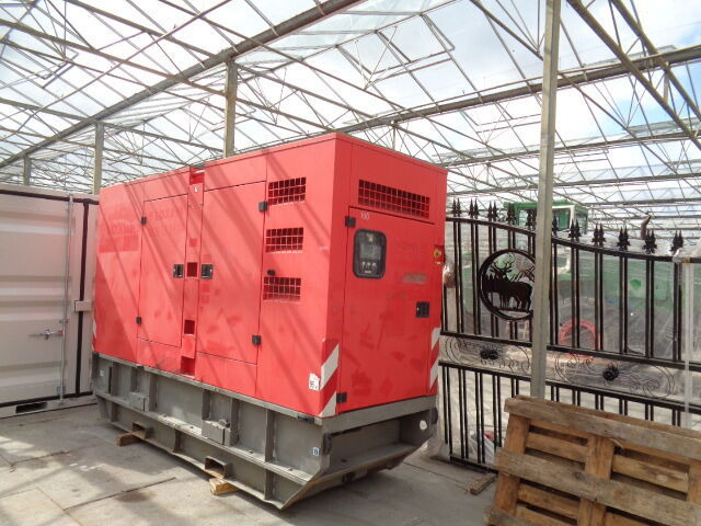 Doosan G 150 Kva - Generador industriale: foto 3 Doosan G 150 Kva - Generador industriale: foto 3