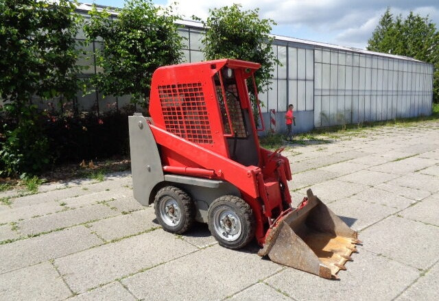 Gehl 1640 - Minicargadora: foto 4 Gehl 1640 - Minicargadora: foto 4