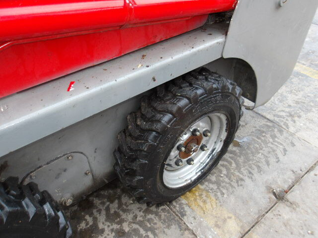 Minicargadora Gehl 1640: foto 6 Minicargadora Gehl 1640: foto 6