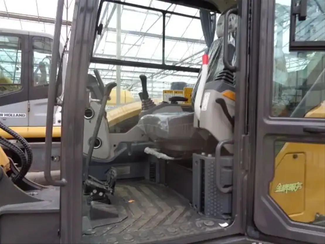 XCMG XE55GA - Excavadora de cadenas: foto 4 XCMG XE55GA - Excavadora de cadenas: foto 4