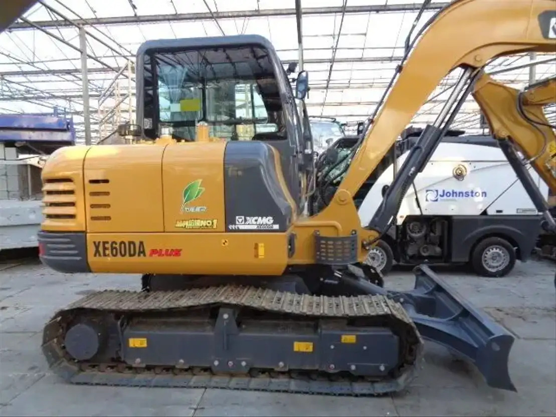 Excavadora de cadenas nuevo XCMG XE60DA: foto 11