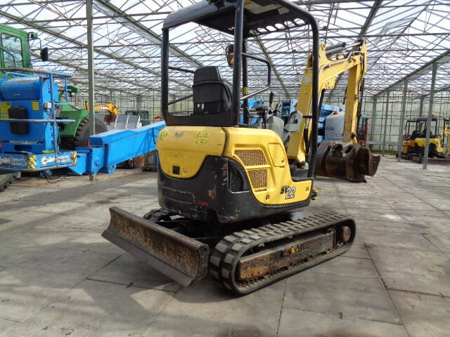 Miniexcavadora Yanmar SV22: foto 13