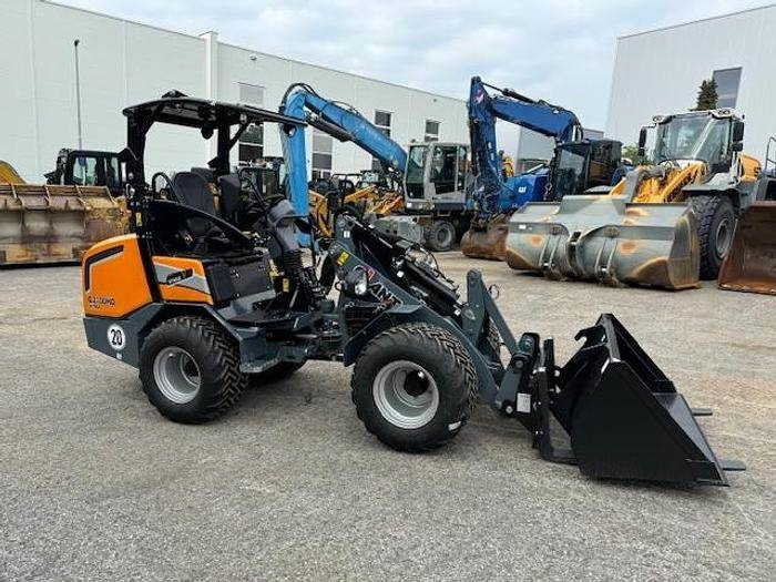 GiANT G2700 X-TRA HD Y - Cargadora de ruedas: foto 1 GiANT G2700 X-TRA HD Y - Cargadora de ruedas: foto 1