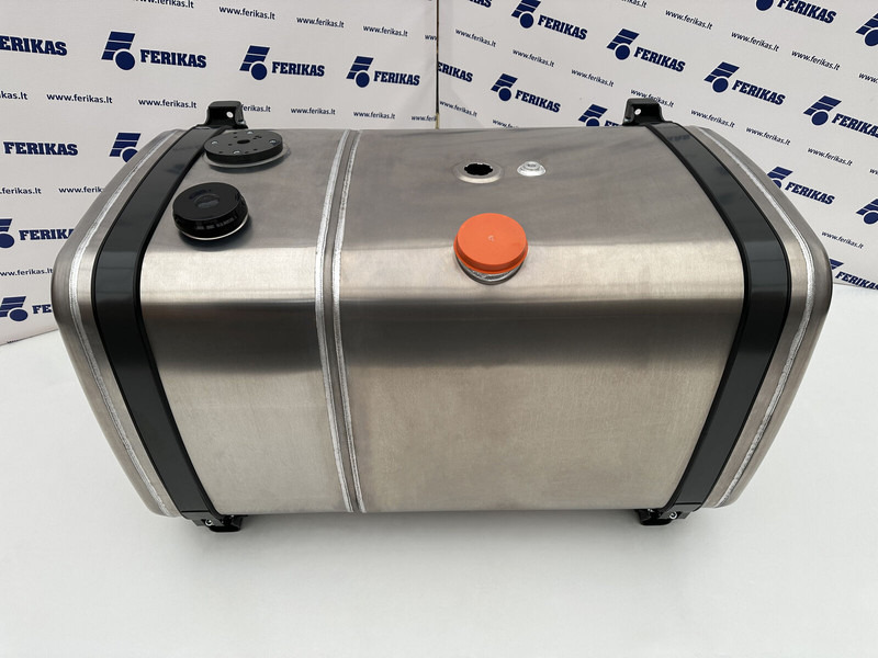 Combined oil fuel tank 200L oil tank 350L fuel tank 700x700x1250 - Depósito de combustible para Camión: foto 1 Combined oil fuel tank 200L oil tank 350L fuel tank 700x700x1250 - Depósito de combustible para Camión: foto 1