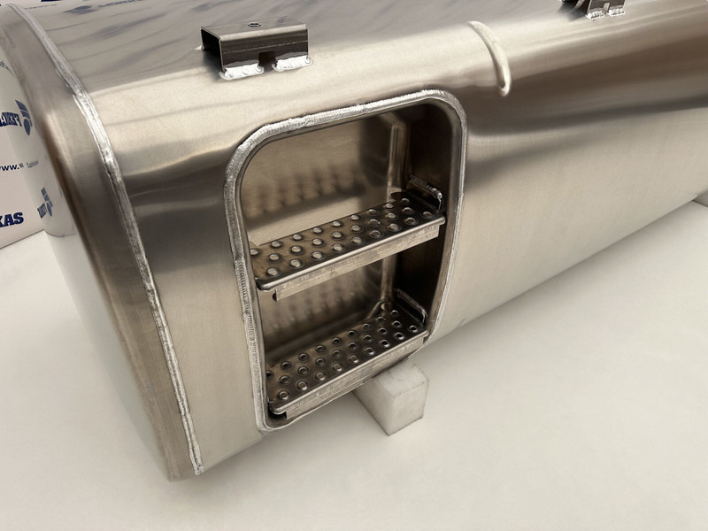 DAF New aluminum fuel tank 845L - Depósito de combustible para Camión: foto 5 DAF New aluminum fuel tank 845L - Depósito de combustible para Camión: foto 5