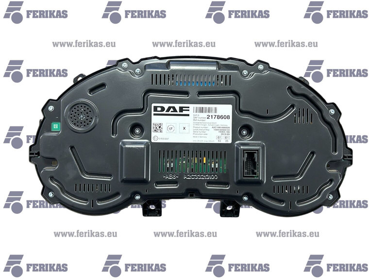 DAF XF - Salpicadero para Camión: foto 2 DAF XF - Salpicadero para Camión: foto 2