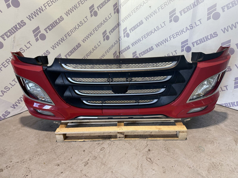 DAF complete front bumper - Parachoques para Camión: foto 1 DAF complete front bumper - Parachoques para Camión: foto 1