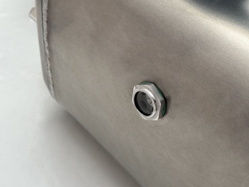 Depósito hidráulico para Camión nuevo Hydraulic aluminum oil tank 70L: foto 7