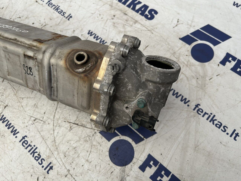 MAN EGR cooler - Motor y piezas para Camión: foto 3 MAN EGR cooler - Motor y piezas para Camión: foto 3