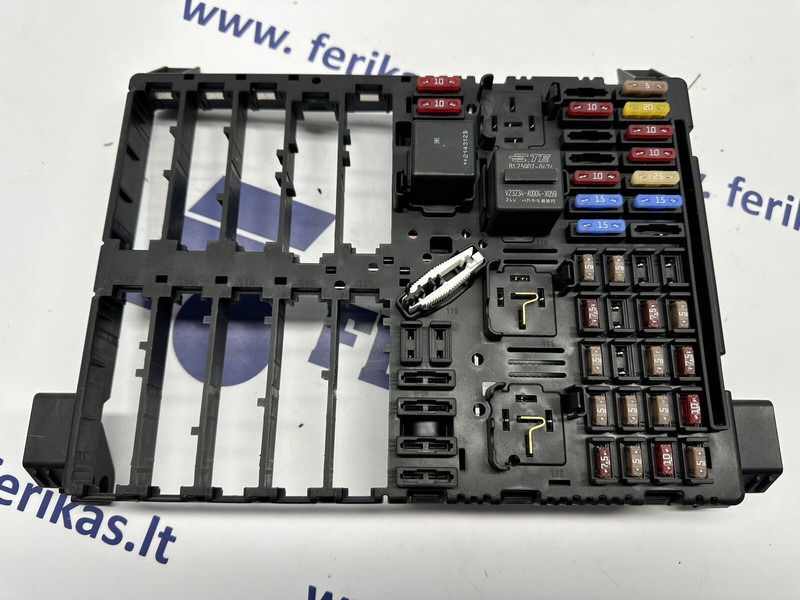 MAN fuse box - Sistema eléctrico para Camión: foto 2 MAN fuse box - Sistema eléctrico para Camión: foto 2