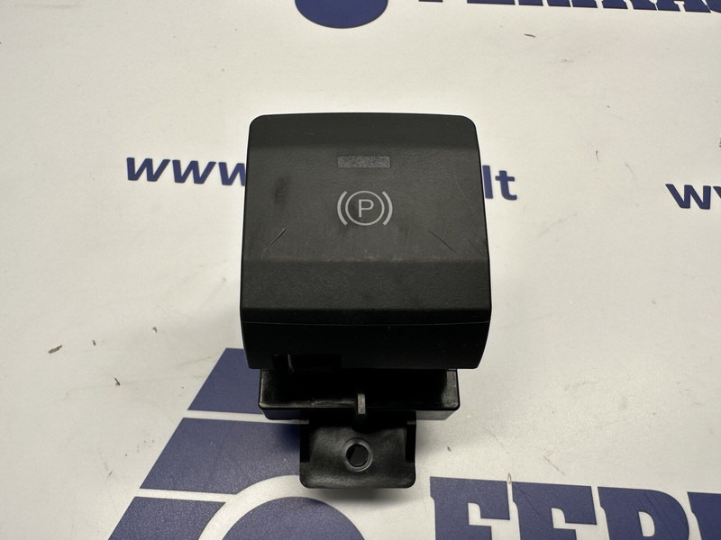 MAN parking brake switch - Salpicadero para Camión: foto 1 MAN parking brake switch - Salpicadero para Camión: foto 1