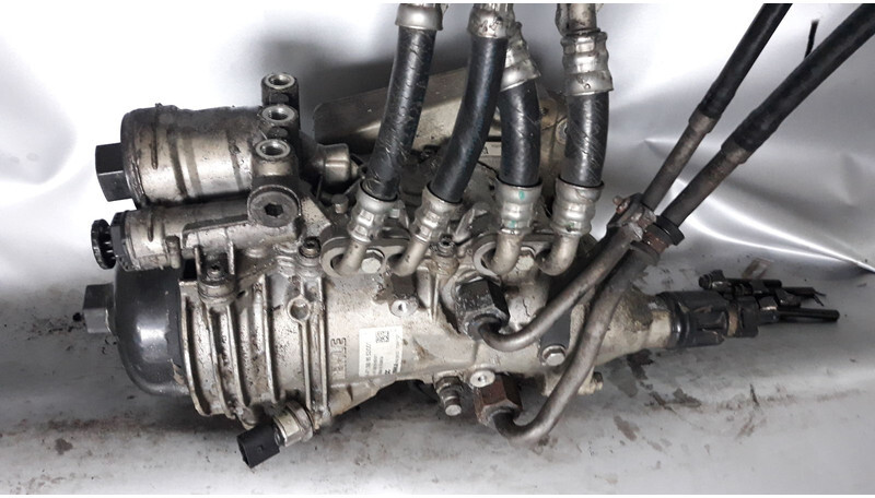 Mercedes-Benz Actros - Filtro de combustible para Camión: foto 1 Mercedes-Benz Actros - Filtro de combustible para Camión: foto 1