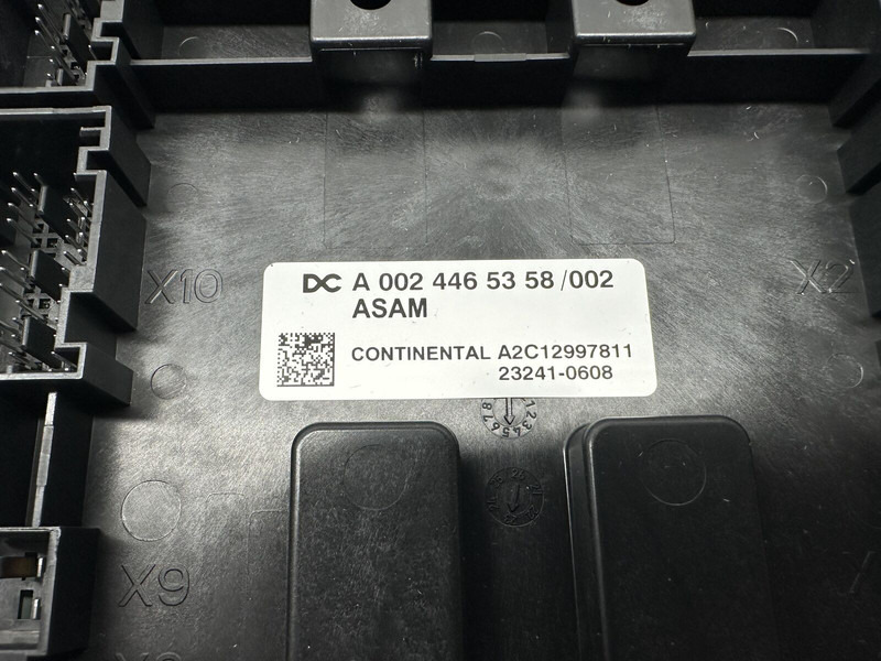 Mercedes-Benz Brand New ASAM fuse box - Sistema eléctrico para Camión: foto 3 Mercedes-Benz Brand New ASAM fuse box - Sistema eléctrico para Camión: foto 3