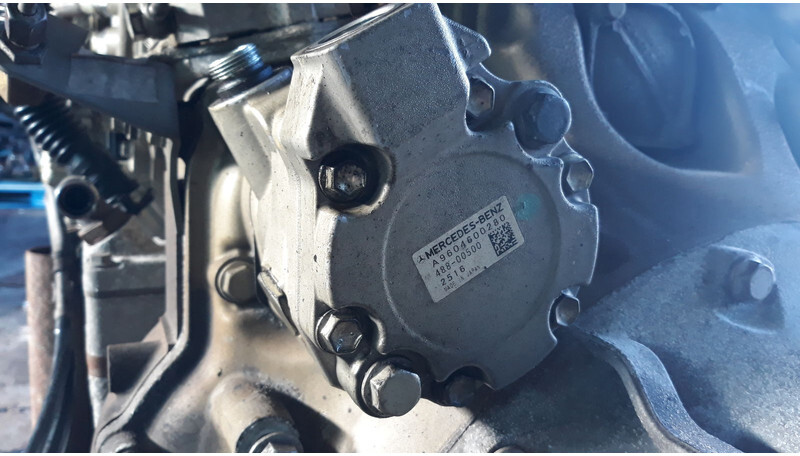 Mercedes-Benz MB power steering pump - Bomba de dirección para Camión: foto 3 Mercedes-Benz MB power steering pump - Bomba de dirección para Camión: foto 3