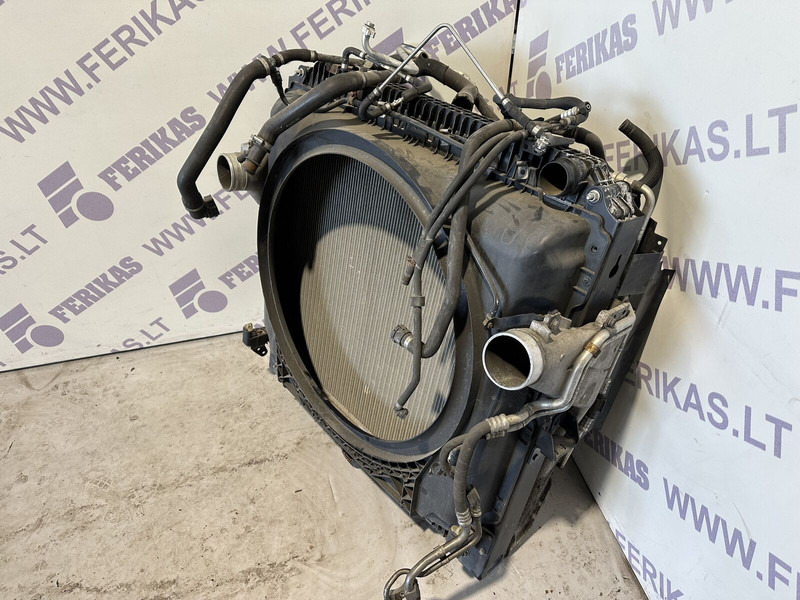 Mercedes-Benz radiator set - Radiador para Camión: foto 5 Mercedes-Benz radiator set - Radiador para Camión: foto 5