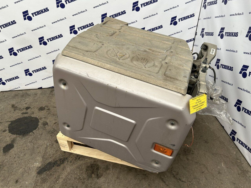 Renault exhaust catalyst - Convertidor catalítico para Camión: foto 1 Renault exhaust catalyst - Convertidor catalítico para Camión: foto 1