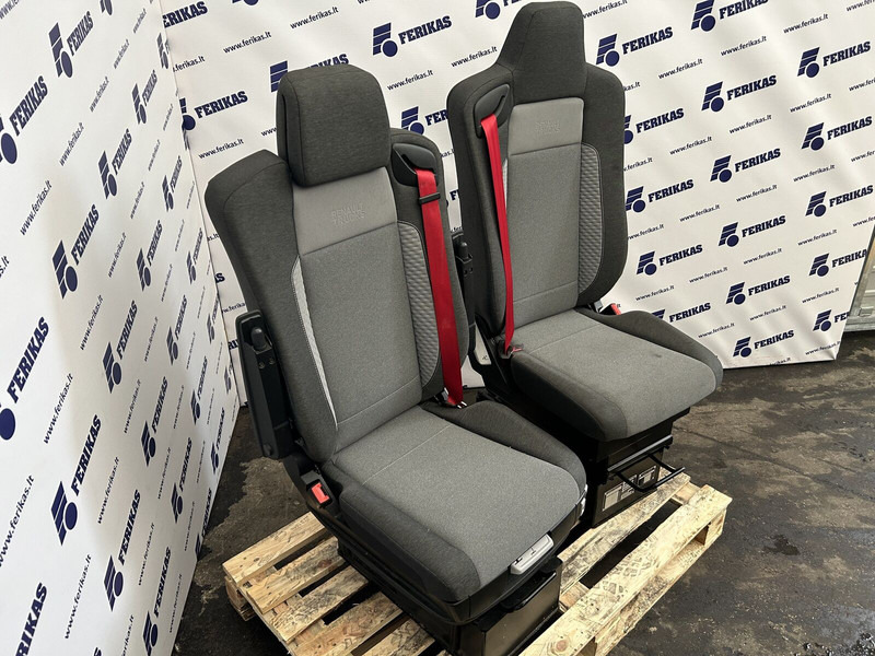 Renault seats - Asiento para Camión: foto 2 Renault seats - Asiento para Camión: foto 2